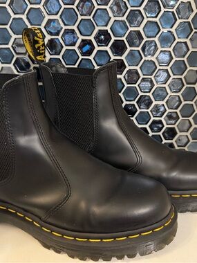 Dr Martens Black Leather Warmwair Chelsea Boots Mens Size 9 2976